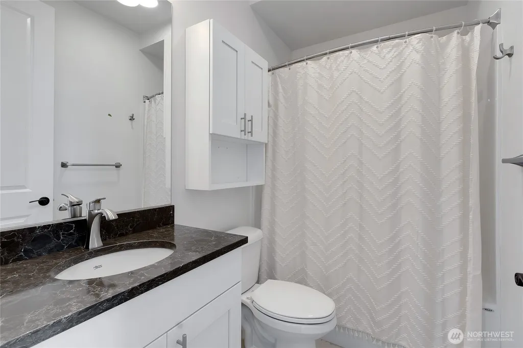 5105 Grand Loop Tacoma WA 98407