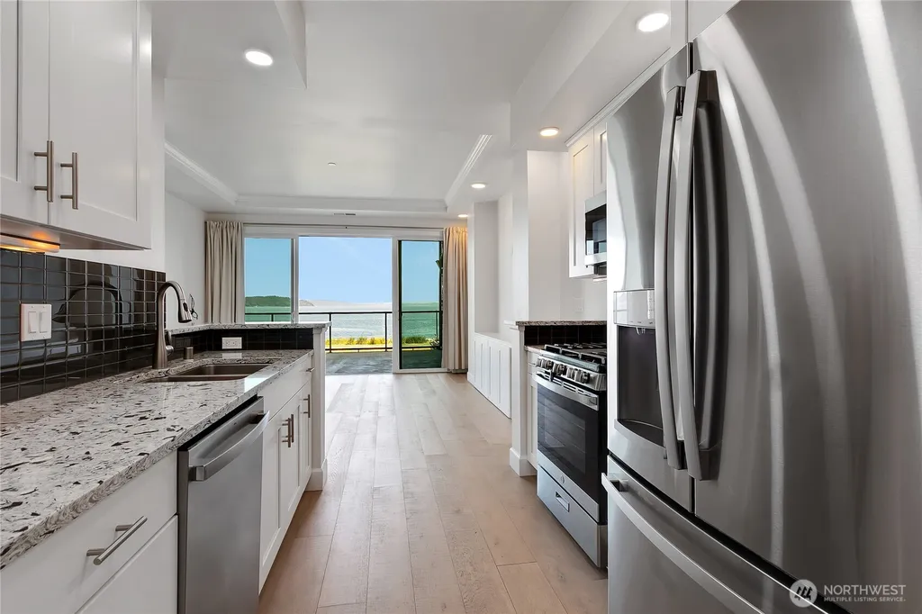 5105 Grand Loop Tacoma WA 98407