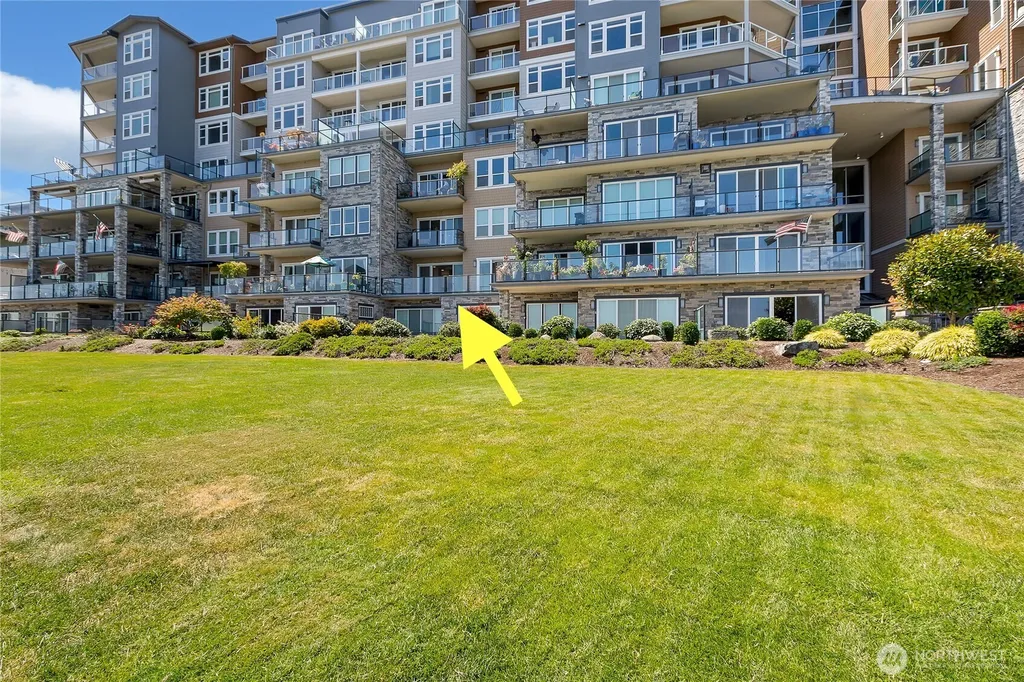 5105 Grand Loop Tacoma WA 98407
