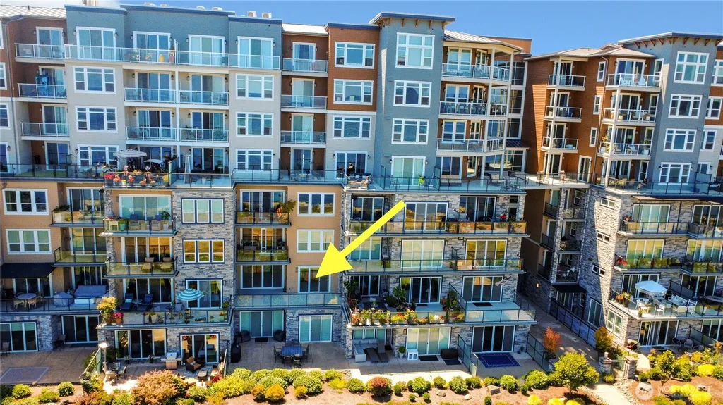 5105 Grand Loop Tacoma WA 98407
