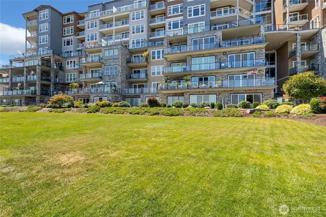 5105 Grand Loop Tacoma WA 98407