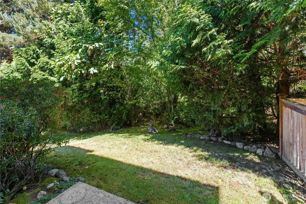 2680 139th Avenue SE Bellevue WA 98005