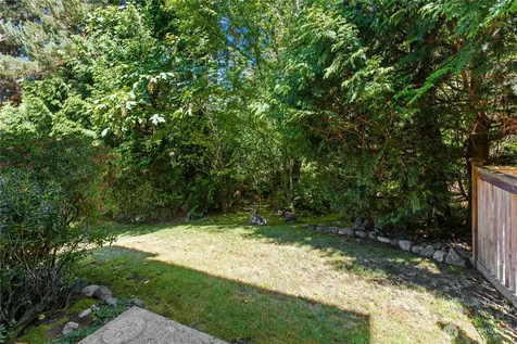 2680 139th Avenue SE Bellevue WA 98005