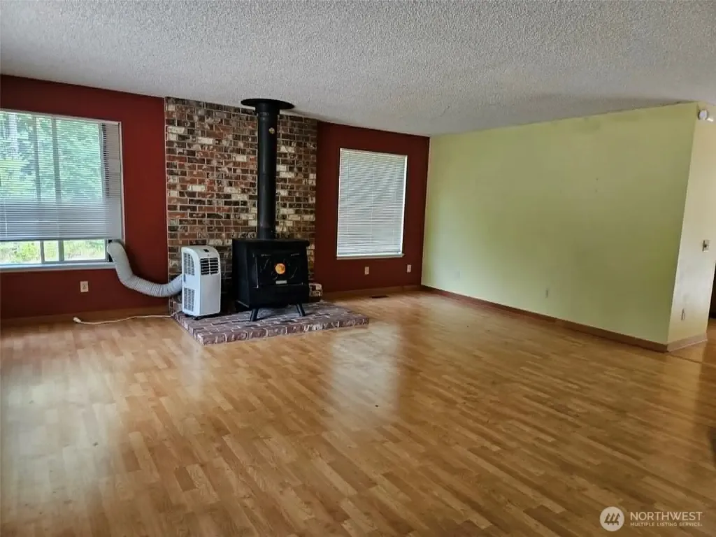1711 SE Binns Swiger Loop Road Shelton WA 98584