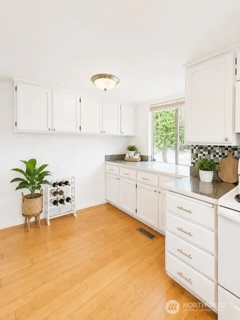 7827 76th Avenue SW Lakewood WA 98498