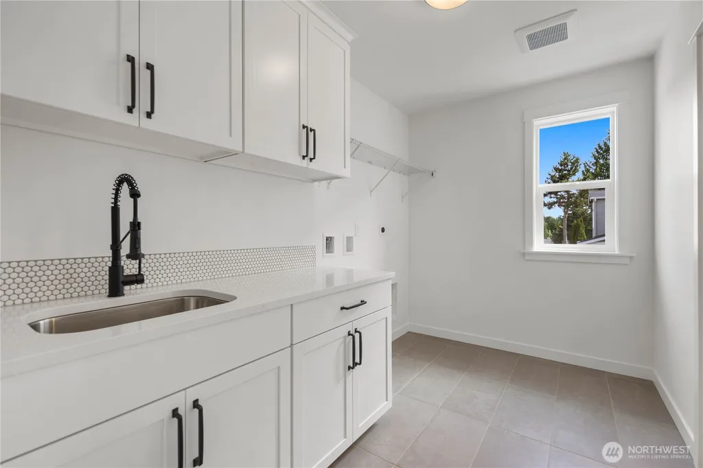 22016 81st Place W Edmonds WA 98026