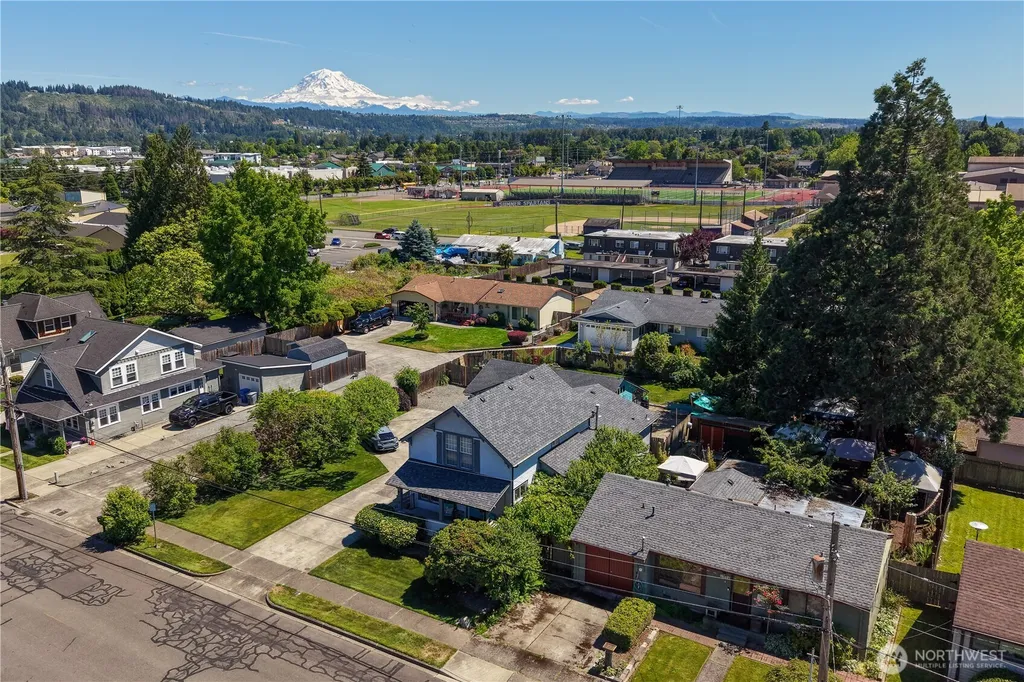 1718 Langdon Street Sumner WA 98390