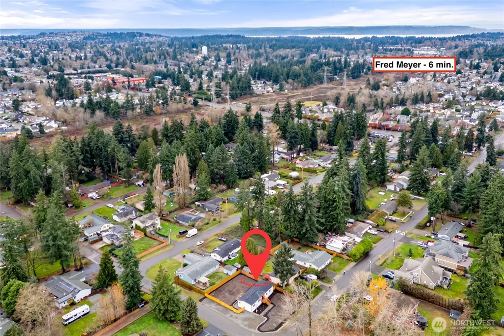 35851 12th Avenue SW Federal Way WA 98023