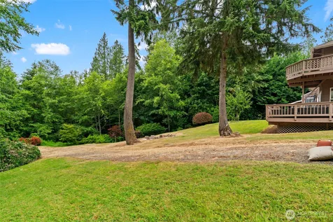 18325 214th Ave NE Woodinville WA 98077