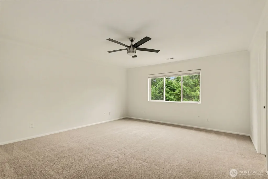 3005 Eagle Loop NE Lacey WA 98516
