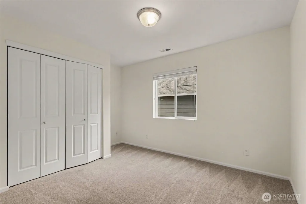 3005 Eagle Loop NE Lacey WA 98516