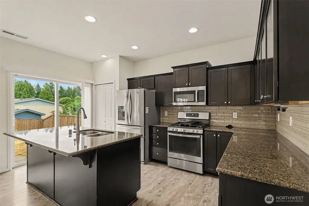 3005 Eagle Loop NE Lacey WA 98516