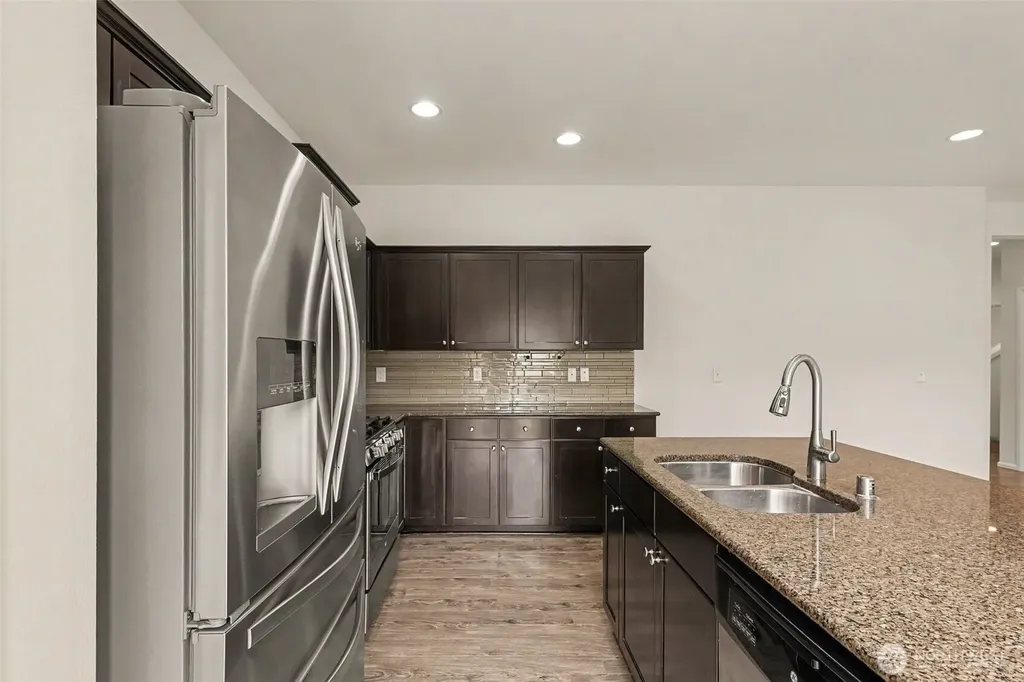 3005 Eagle Loop NE Lacey WA 98516