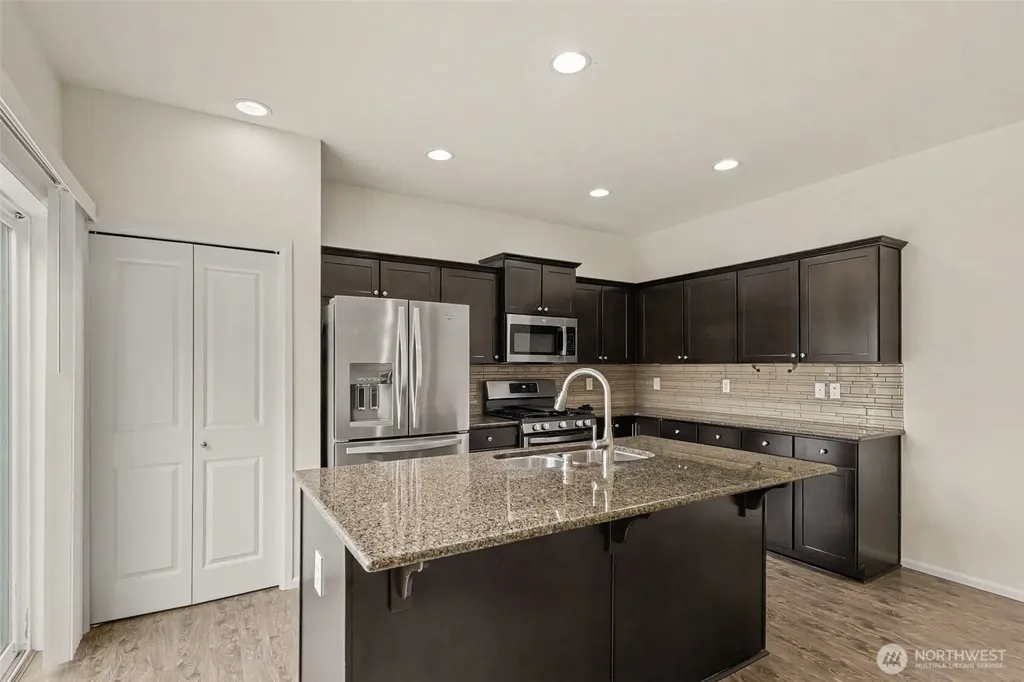 3005 Eagle Loop NE Lacey WA 98516