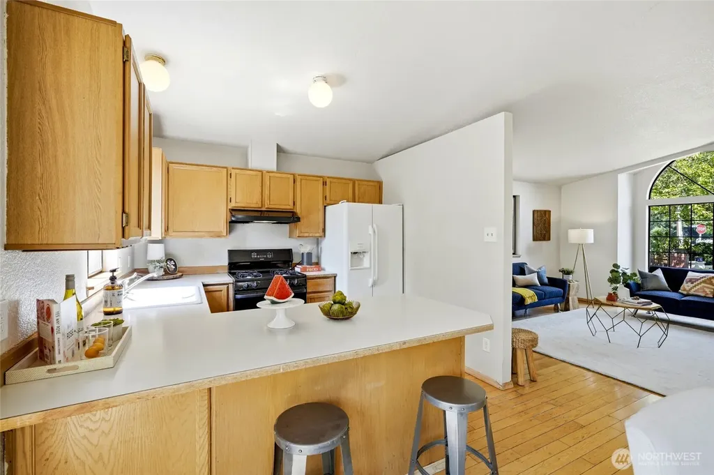 300 Butte Place Pacific WA 98047
