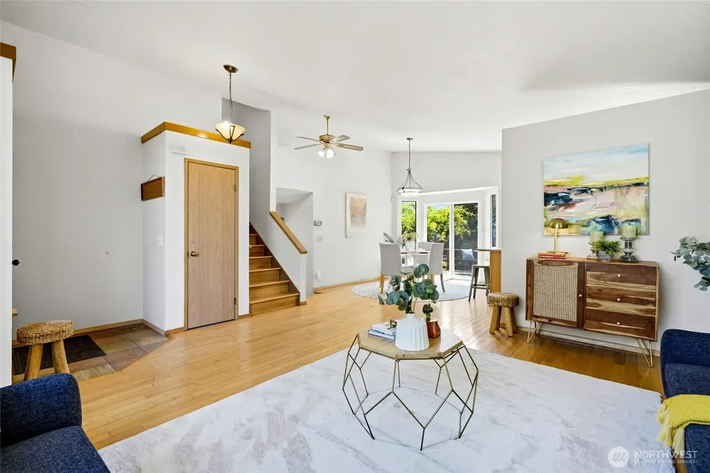 300 Butte Place Pacific WA 98047