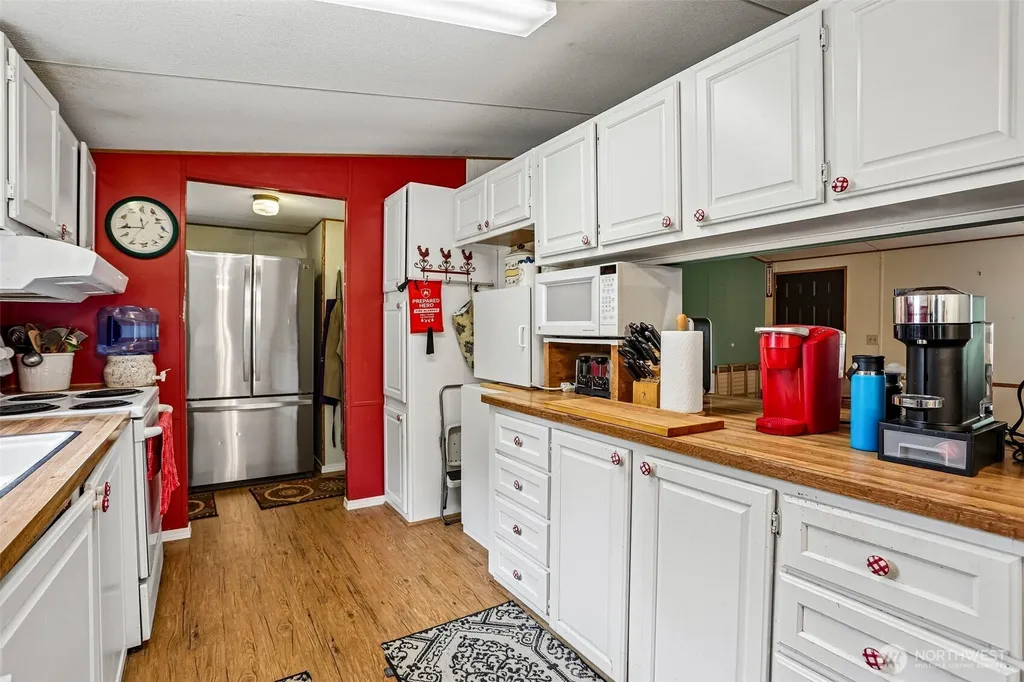 9810 6th Avenue NW Tulalip WA 98271
