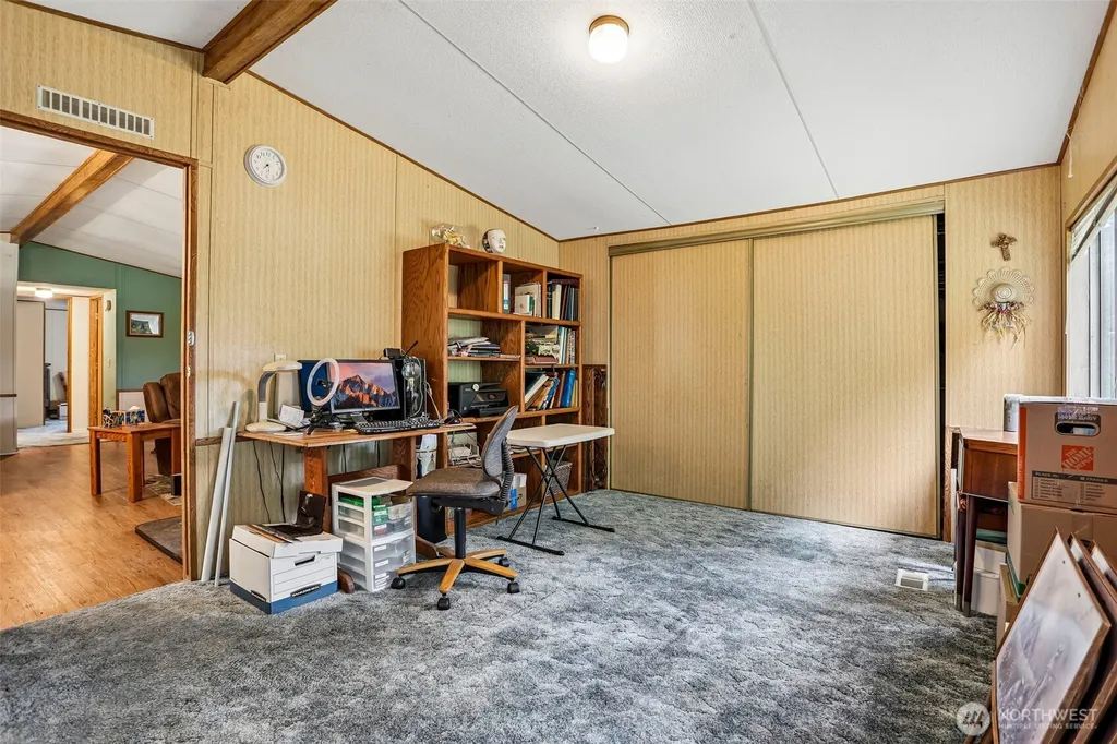 9810 6th Avenue NW Tulalip WA 98271