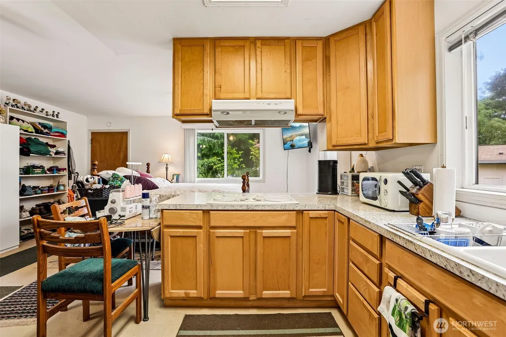 9810 6th Avenue NW Tulalip WA 98271