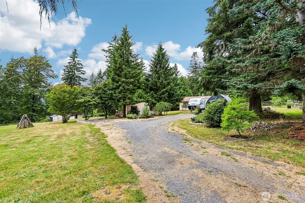 9810 6th Avenue NW Tulalip WA 98271