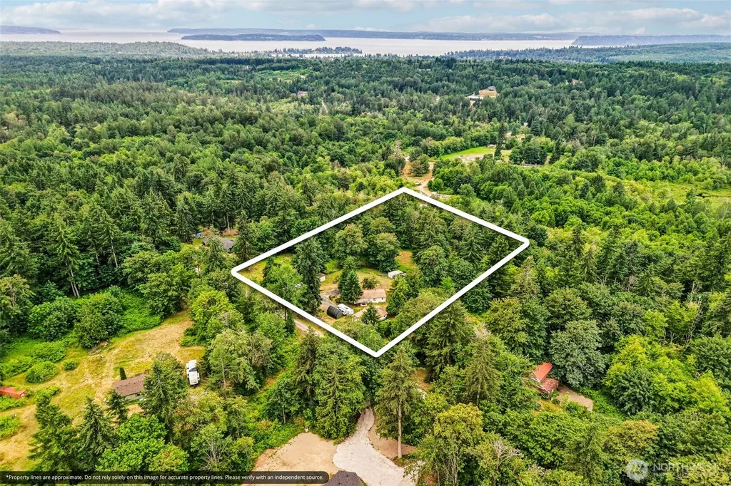 9810 6th Avenue NW Tulalip WA 98271