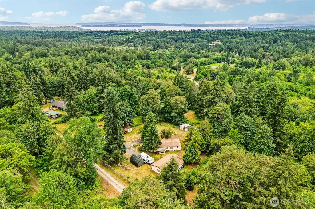 9810 6th Avenue NW Tulalip WA 98271