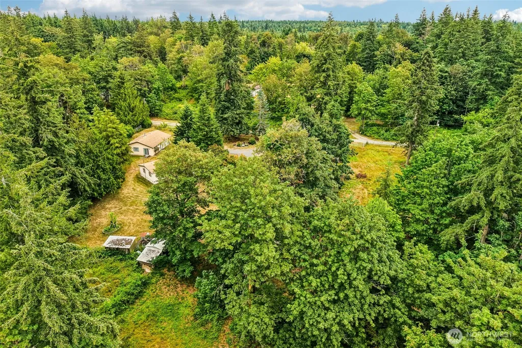 9810 6th Avenue NW Tulalip WA 98271