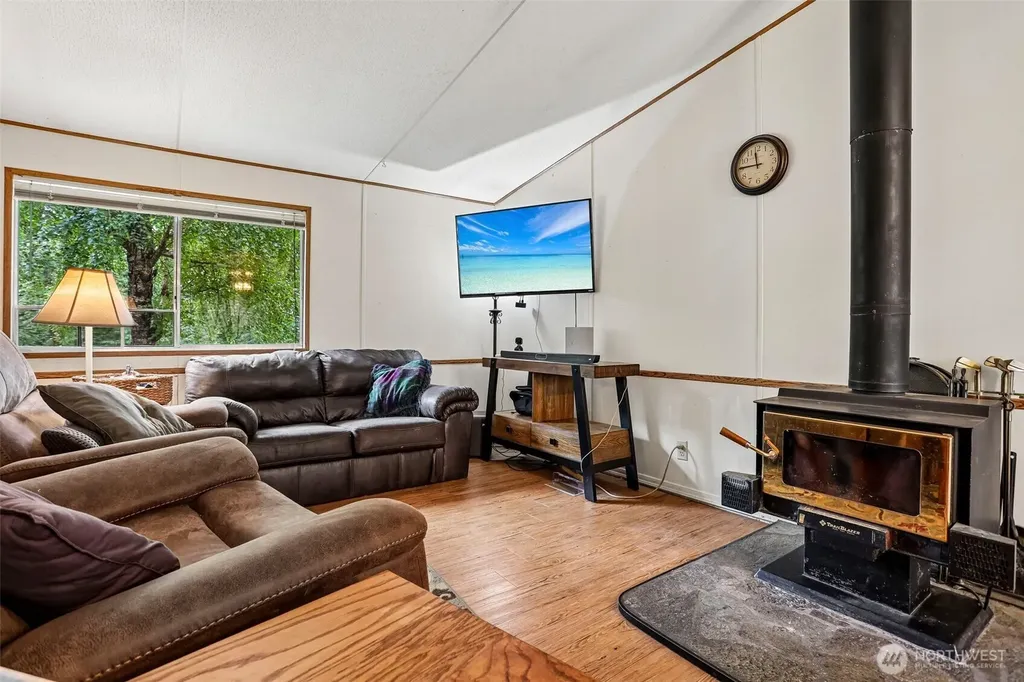 9810 6th Avenue NW Tulalip WA 98271