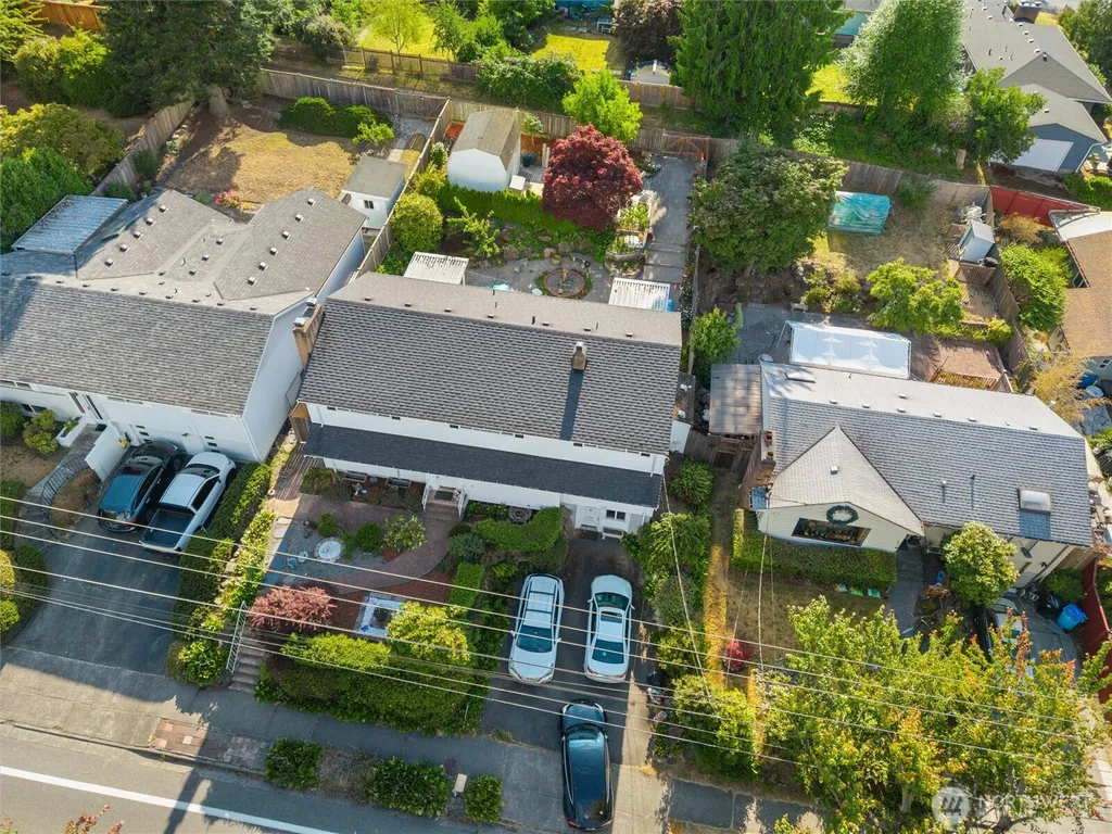 16745 Meridian Avenue N Seattle WA 98133