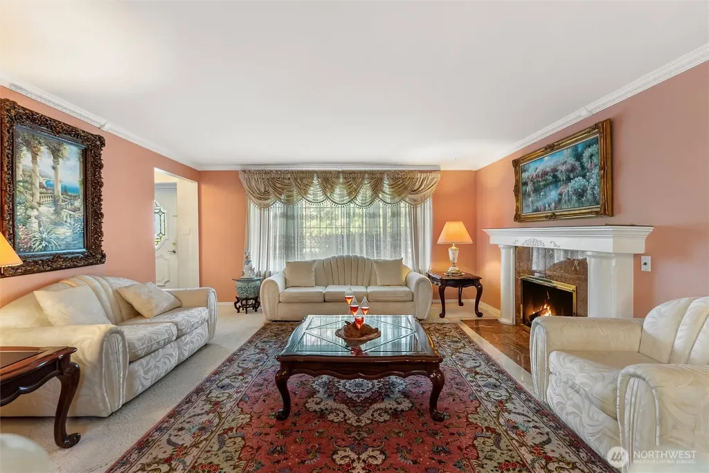 16745 Meridian Avenue N Seattle WA 98133
