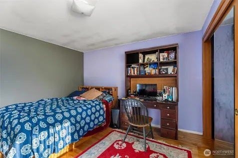 16745 Meridian Avenue N Seattle WA 98133