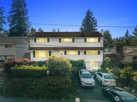 16745 Meridian Avenue N Seattle WA 98133