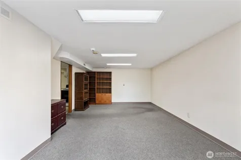 16745 Meridian Avenue N Seattle WA 98133