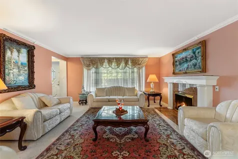 16745 Meridian Avenue N Seattle WA 98133