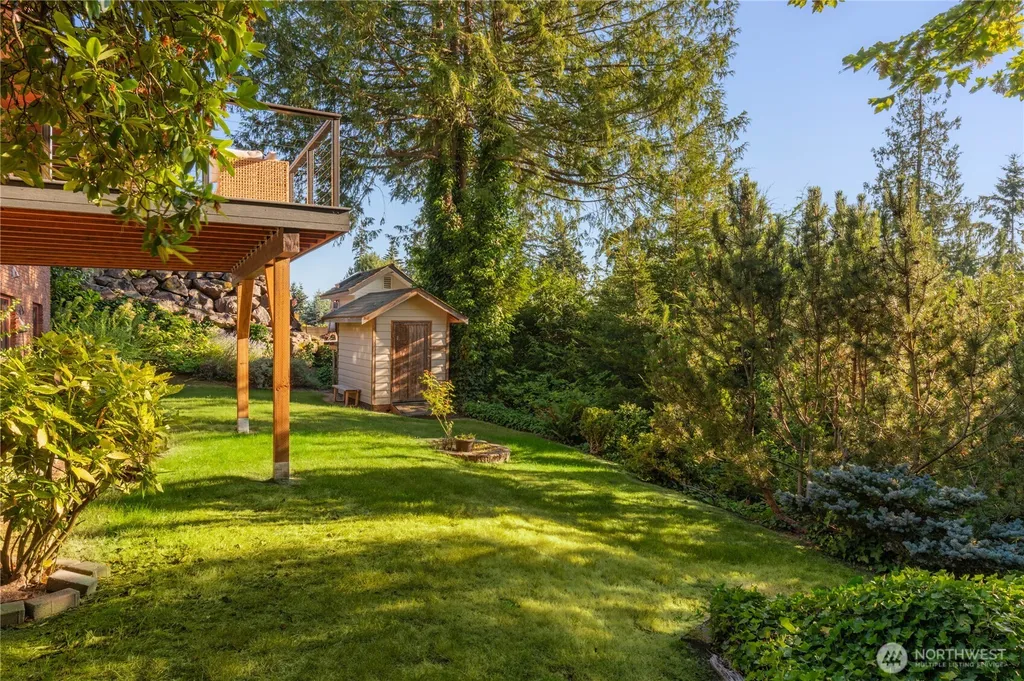 18730 94th Avenue W Edmonds WA 98020