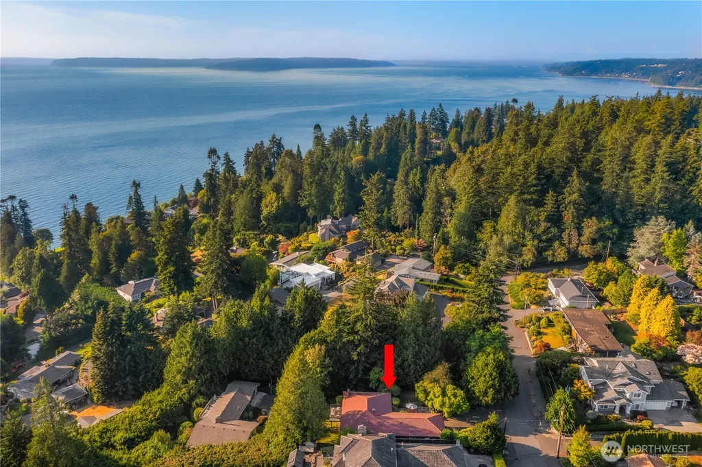 18730 94th Avenue W Edmonds WA 98020
