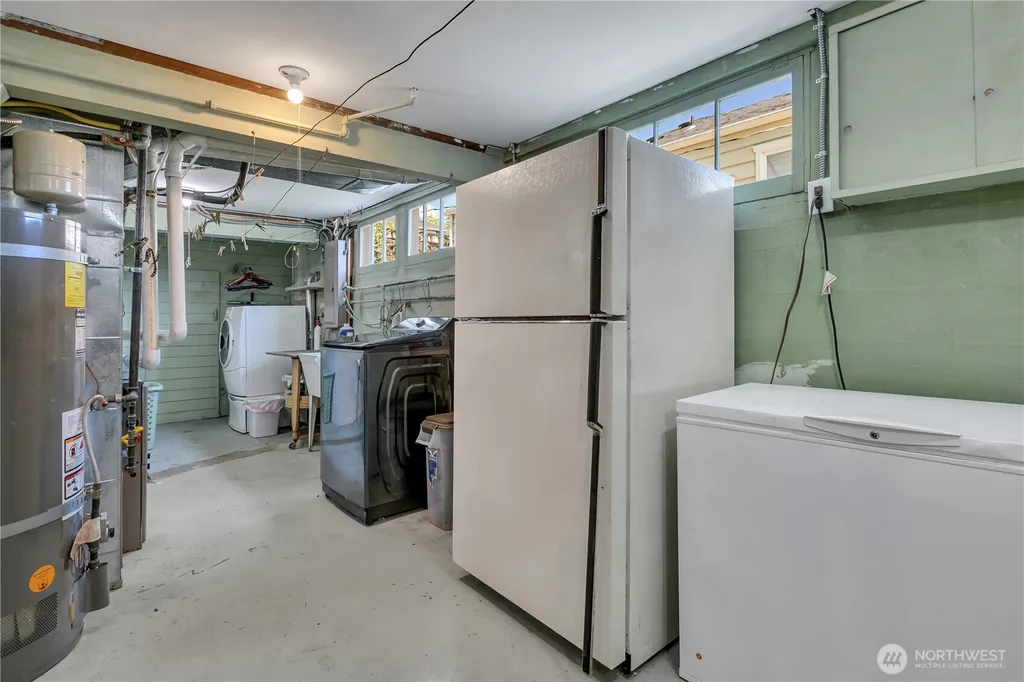 324 Stevens Avenue SW Renton WA 98057