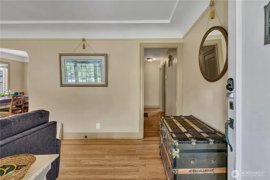 324 Stevens Avenue SW Renton WA 98057