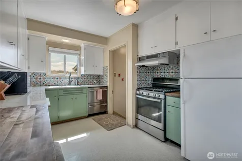 324 Stevens Avenue SW Renton WA 98057