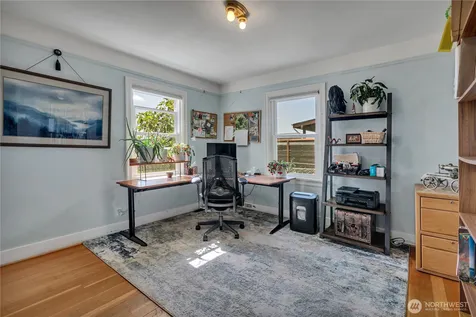 324 Stevens Avenue SW Renton WA 98057