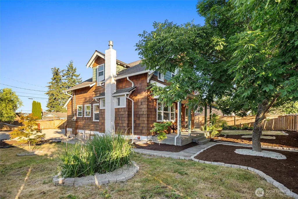 4821 N Bristol Street Tacoma WA 98407