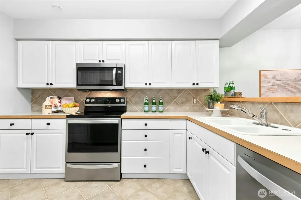 2300 Jefferson Avenue NE Renton WA 98056