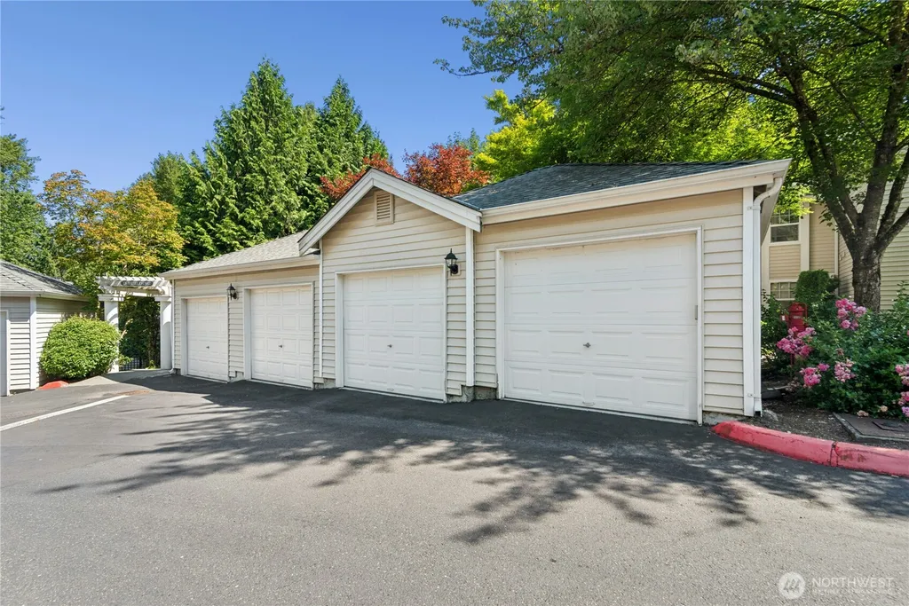 2300 Jefferson Avenue NE Renton WA 98056