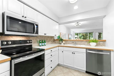 2300 Jefferson Avenue NE Renton WA 98056