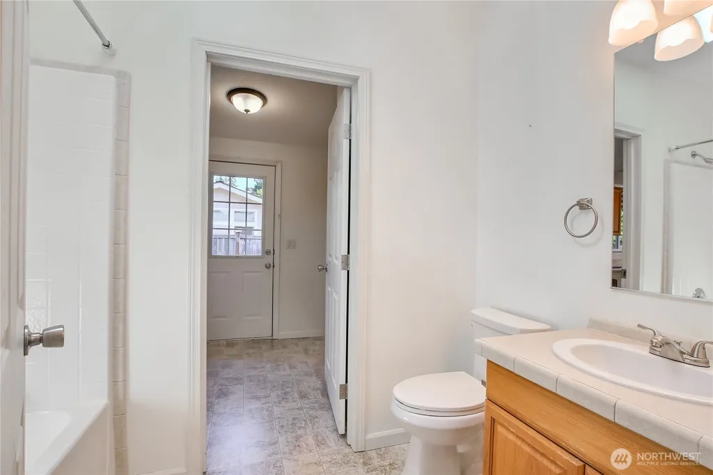 3232 206th Place SE Bothell WA 98012