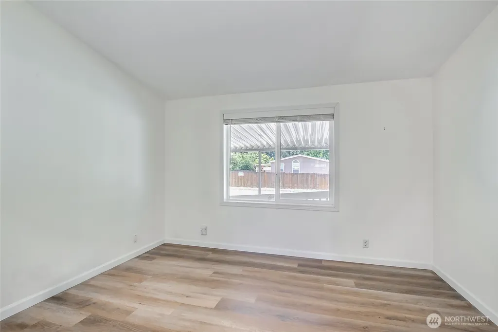 3232 206th Place SE Bothell WA 98012