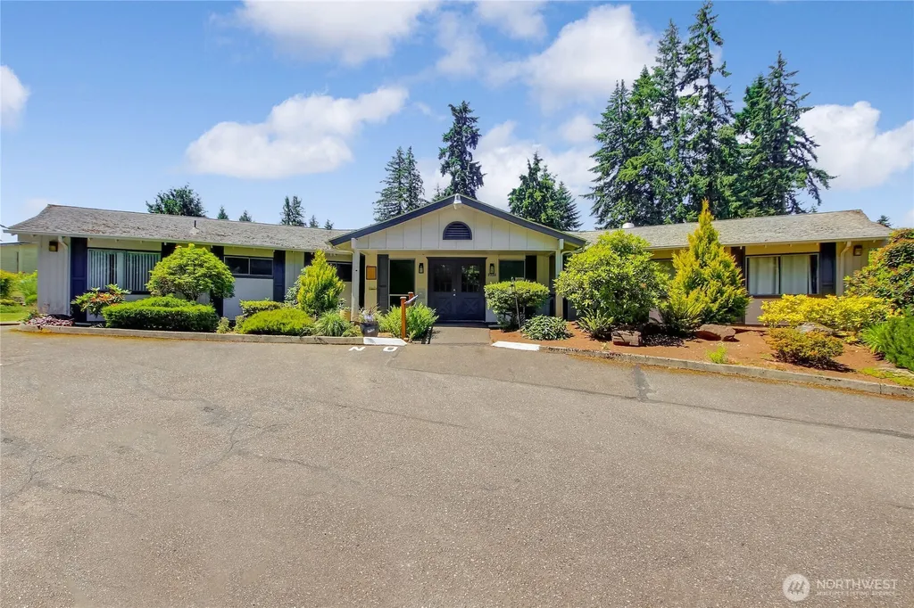 3232 206th Place SE Bothell WA 98012
