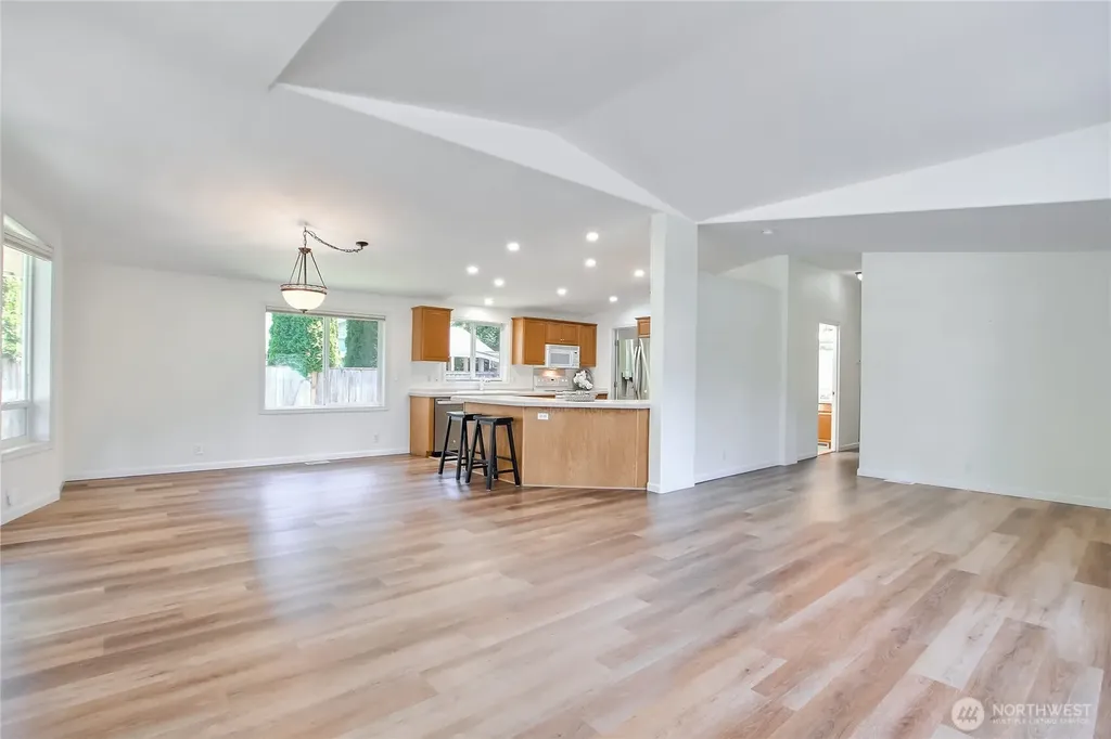 3232 206th Place SE Bothell WA 98012