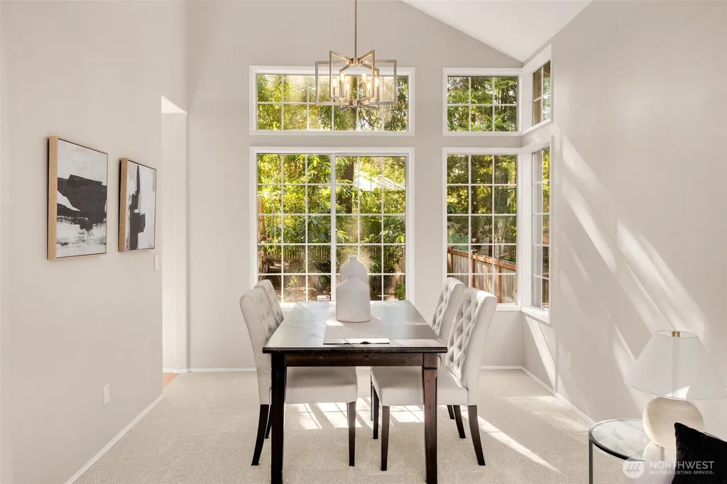 3541 252nd Place SE Sammamish WA 98029