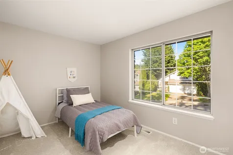 3541 252nd Place SE Sammamish WA 98029